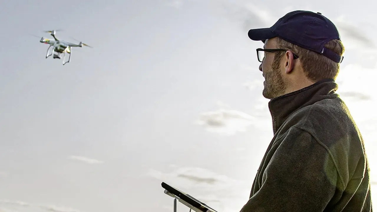 Agriculture_precision_myKWS_drone_FR.jpg