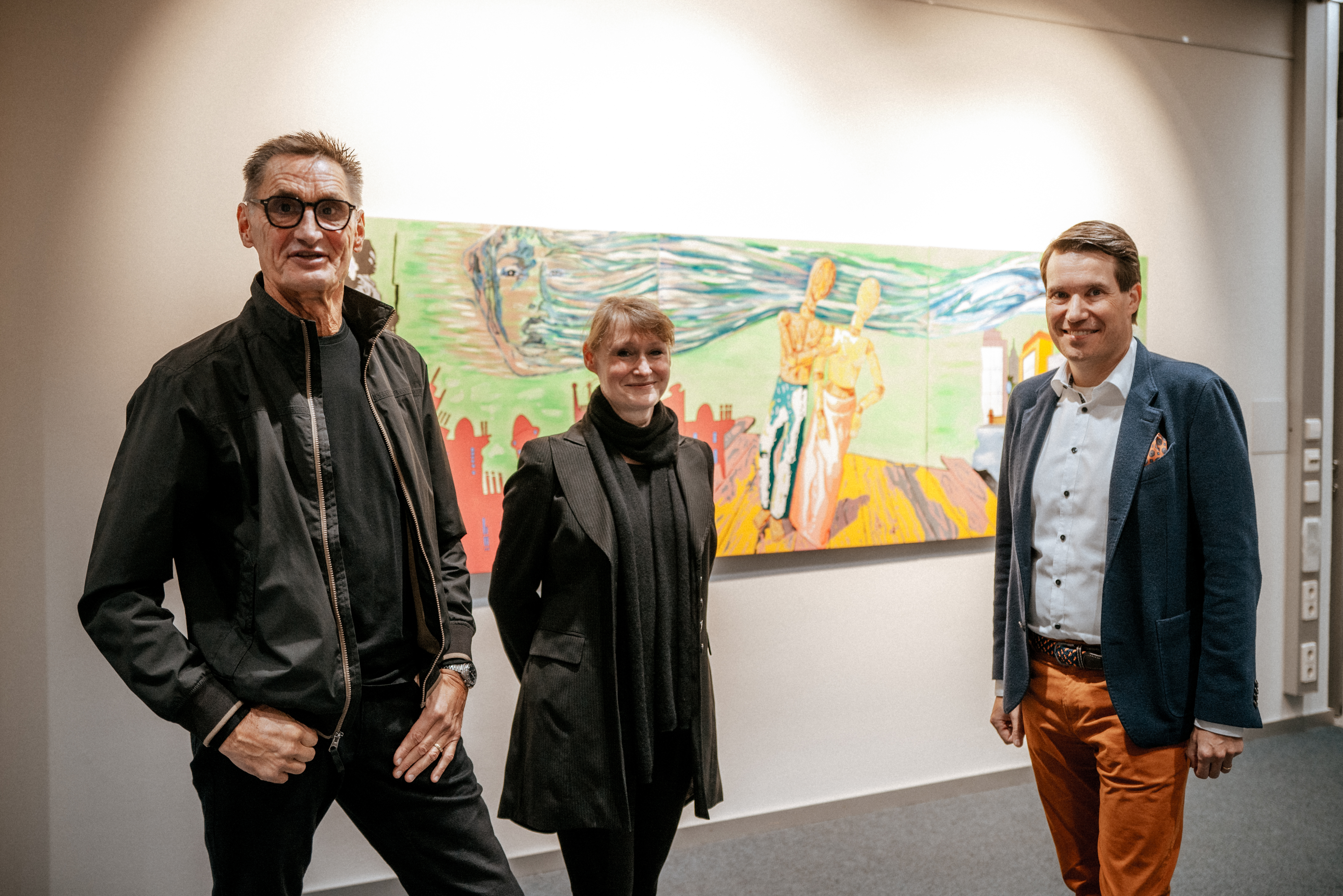 Artist Rolf Behme, Dr. Sabine Foraita from HAWK Hildesheim and Dr. Felix Büchting, spokesman of the executive board at KWS at the exhibition opening
