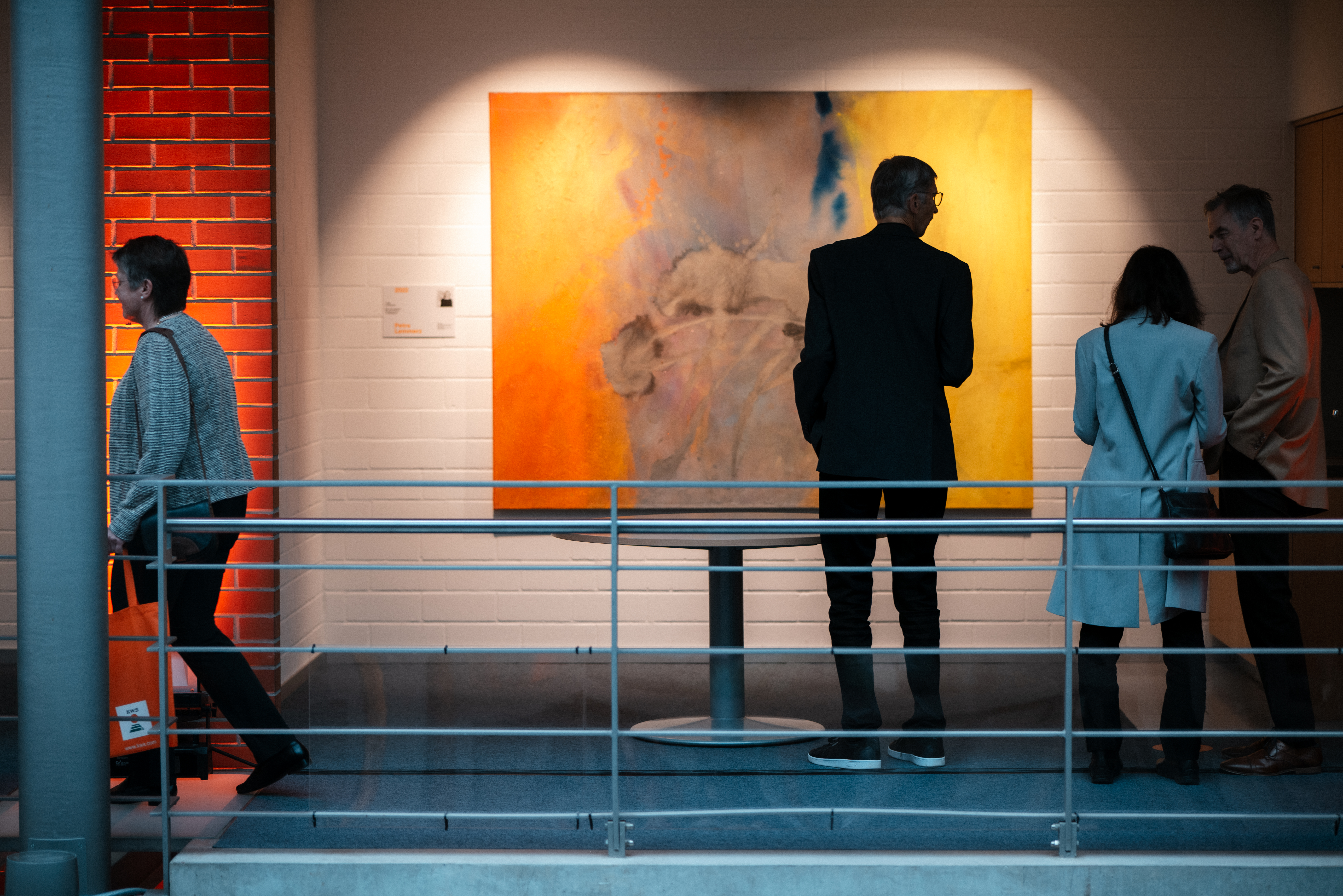 Veil (2020), Acryl, Pigment auf Leinwand von Petra Lemmerz; © VG Bild-Kunst, Bonn 2025, Petra Lemmerz