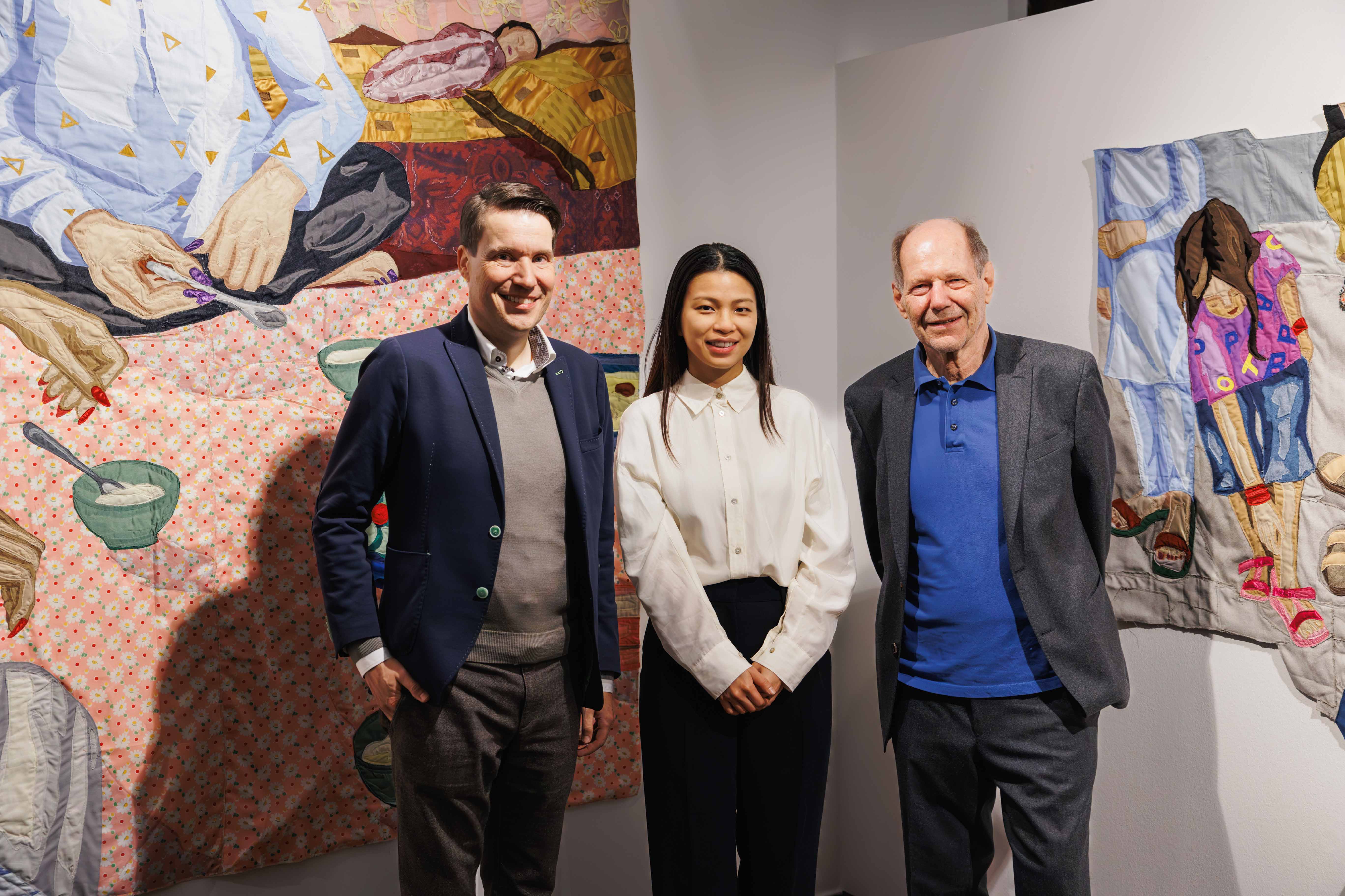 KWS Board Spokesman Dr. Felix Büchting, Yihsuan Chiu, Studio Manager of Hangama Amiri Studio and Michael Stoeber, art historian from Hanover