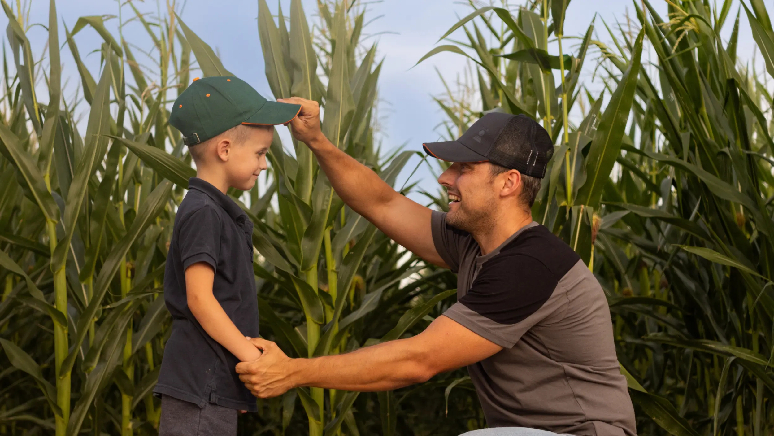 ClimaCONTROL3 KWS Corn Landscape Father and Son