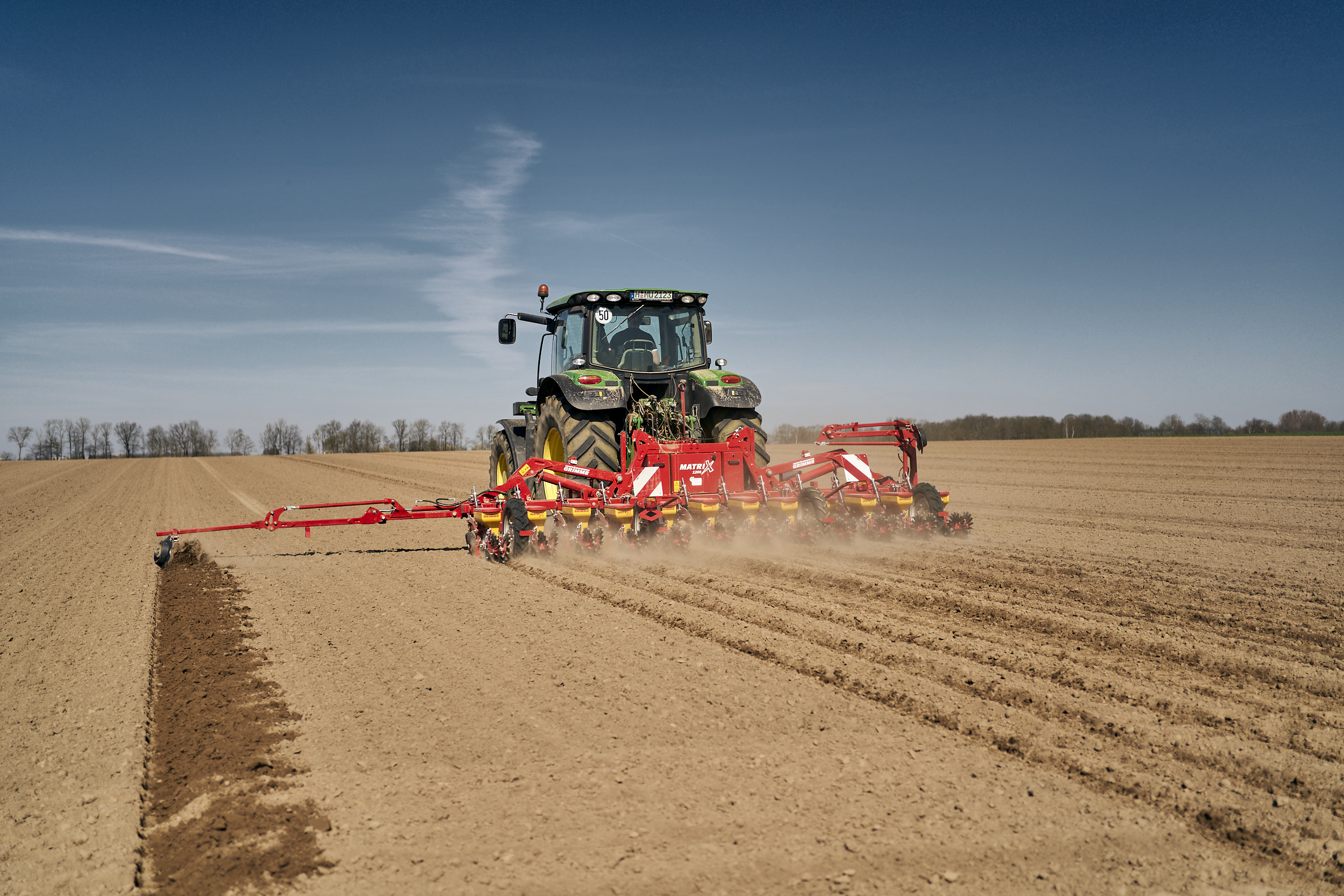 KWS0321_beet_sowing_309573.png