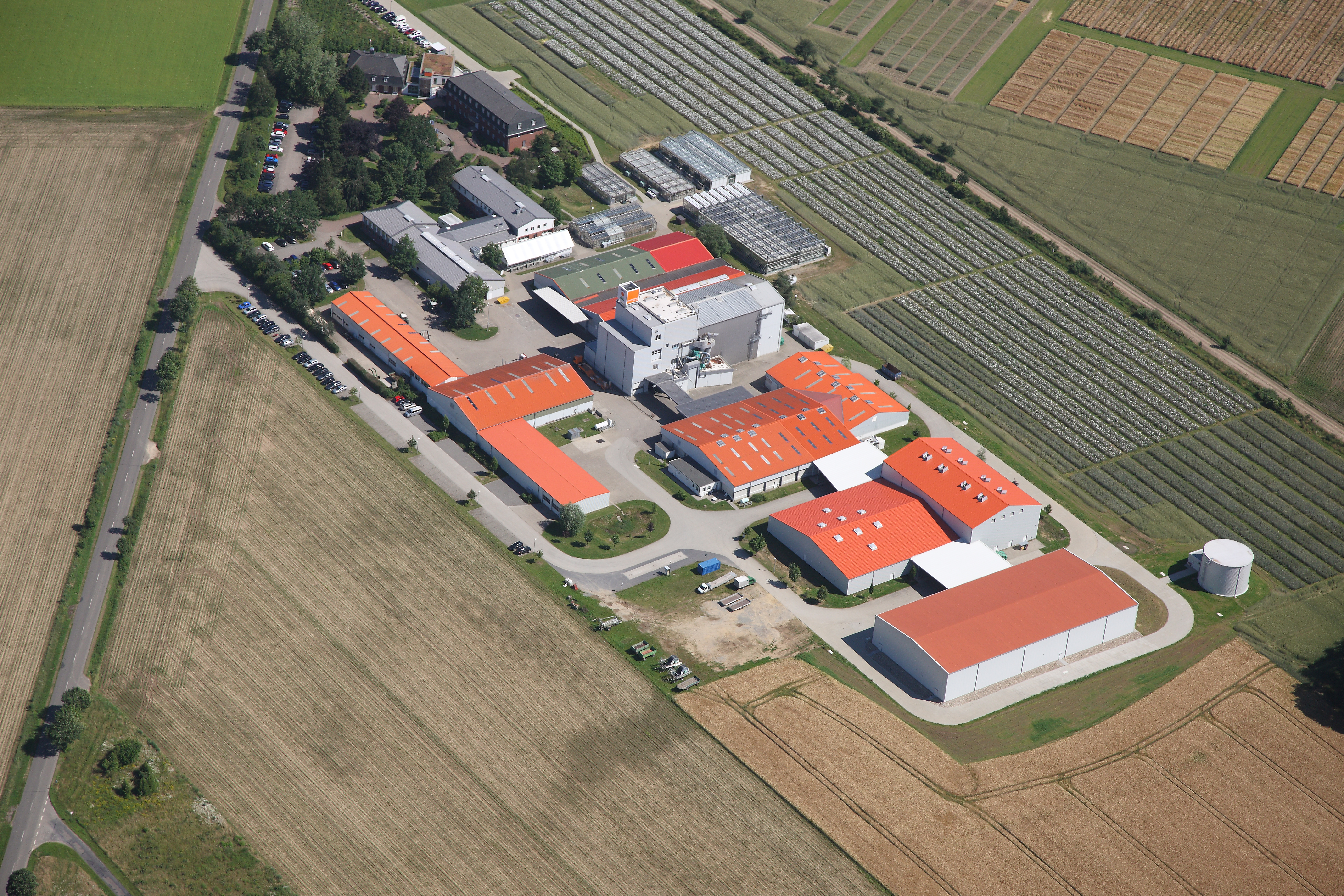 Luftaufnahme der KWS Zuchtstation in Wohlde