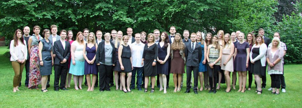Die erfolgreichen Auslerner der KWS in Einbeck zusammen mit der Ausbildungsleitung.