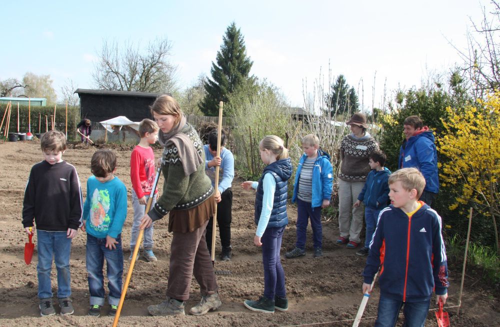 Saisonstart für das Schulgarten-Projekt der Pestalozzi-Grundschule