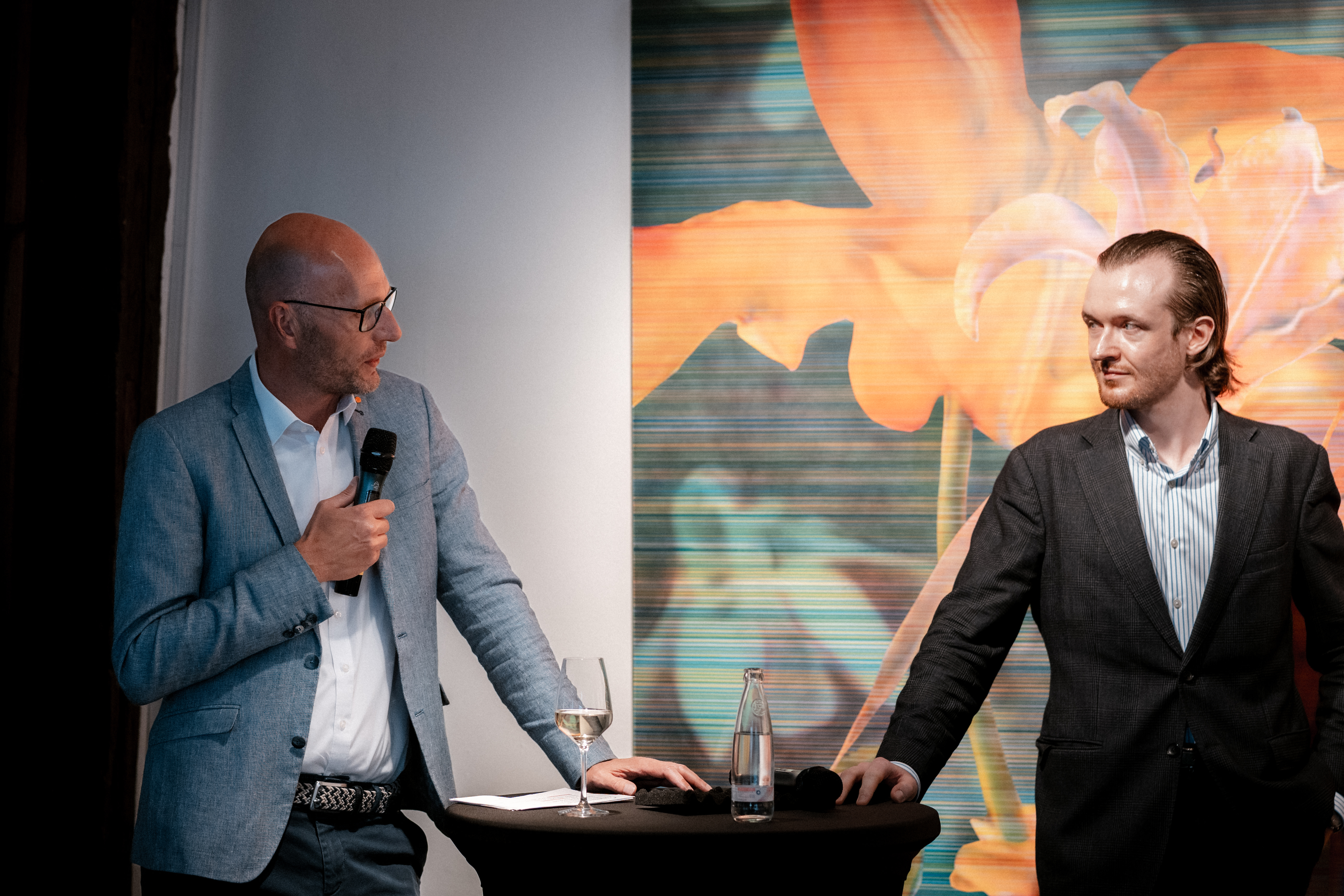 KWS Vorstandsmitglied Sebastian Talg und Kunsthistoriker Alexander Leineman 