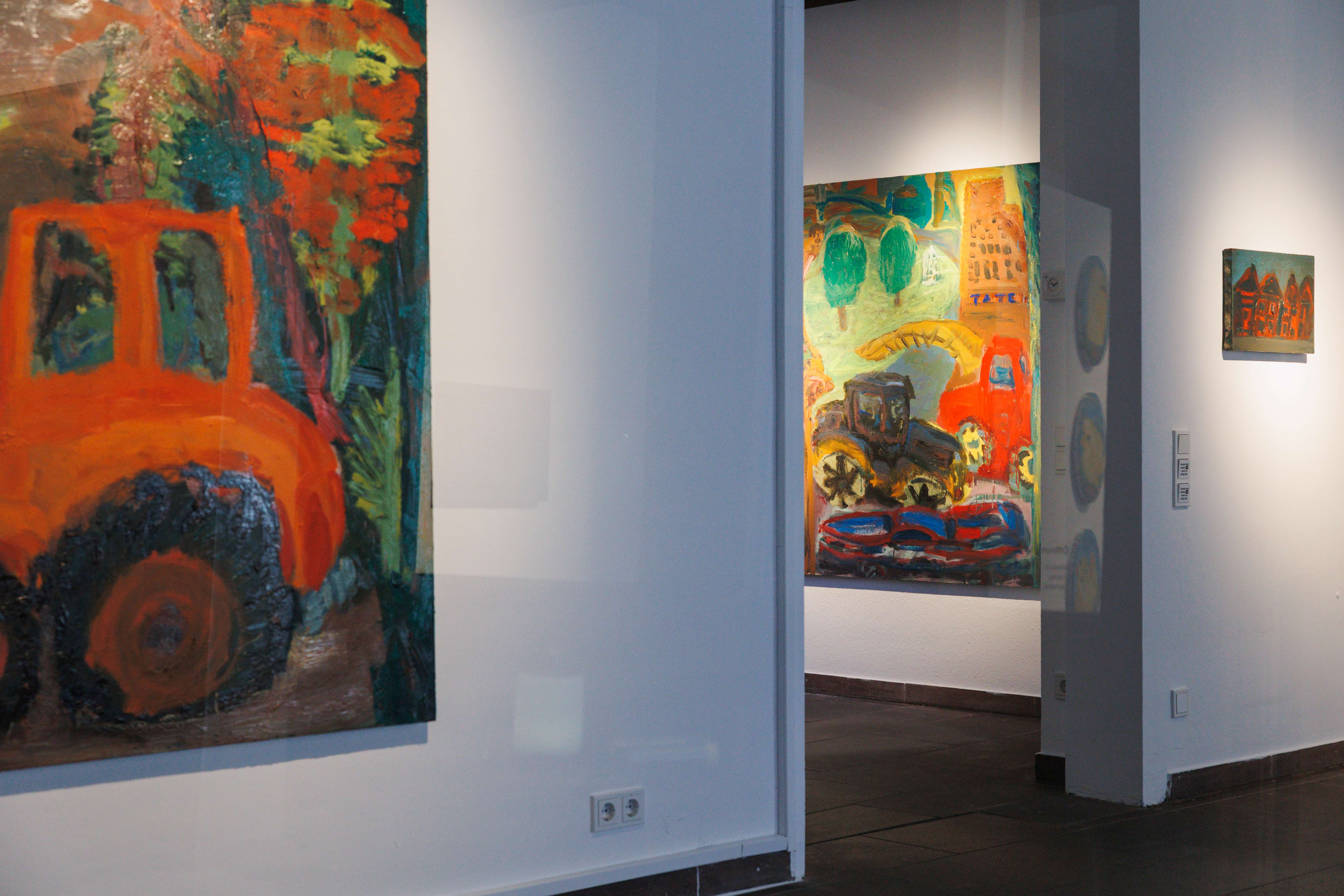 Maxim Gunga at the vernissage
