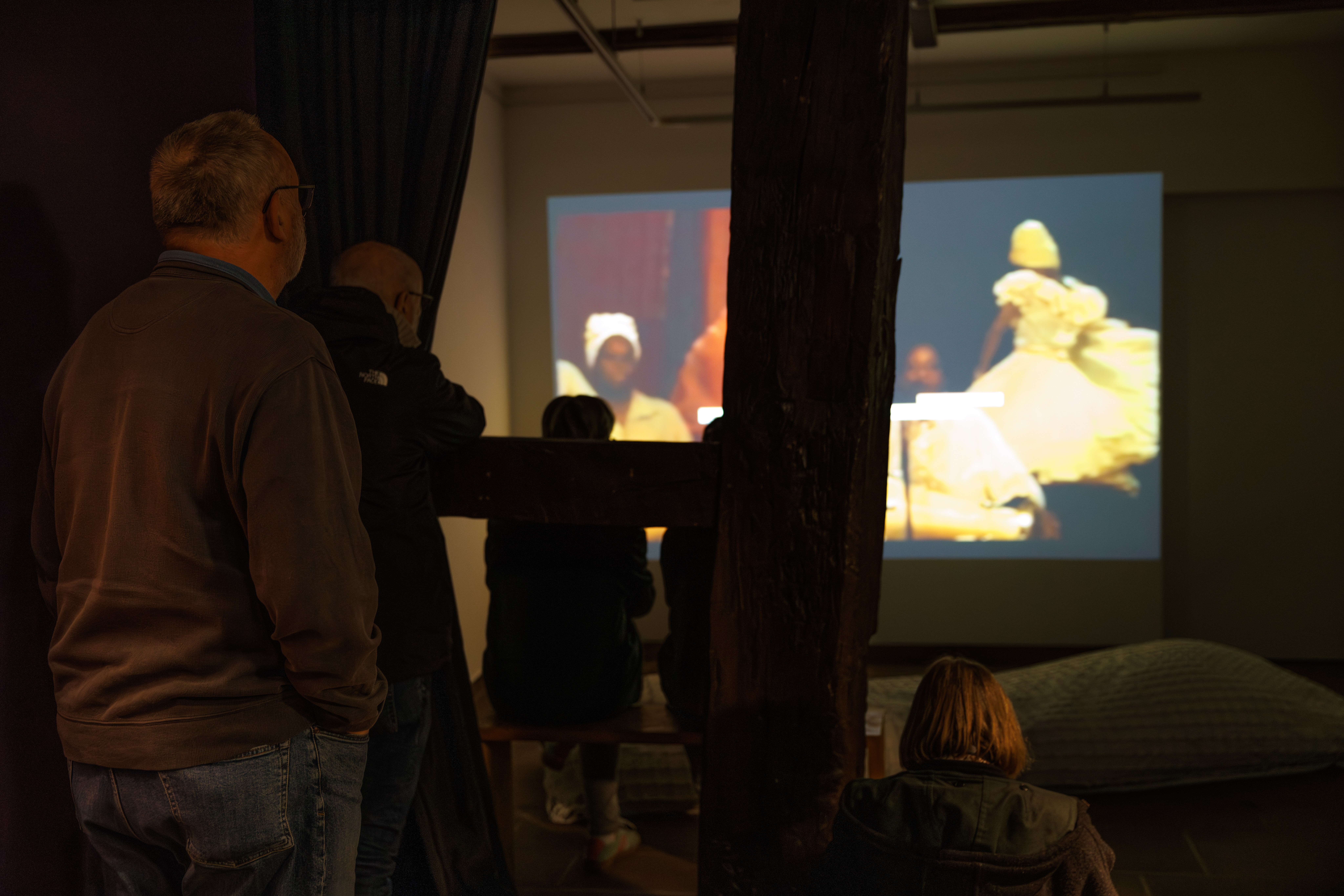 Ausstellungseröffnung Evan Ifekoya